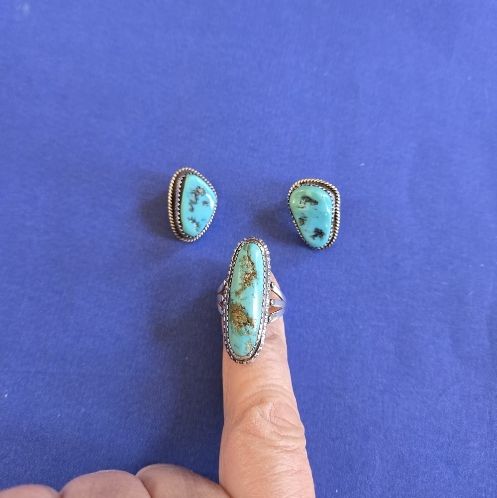 Vintage Sterling/Turquoise Ring & Clip On Earrings